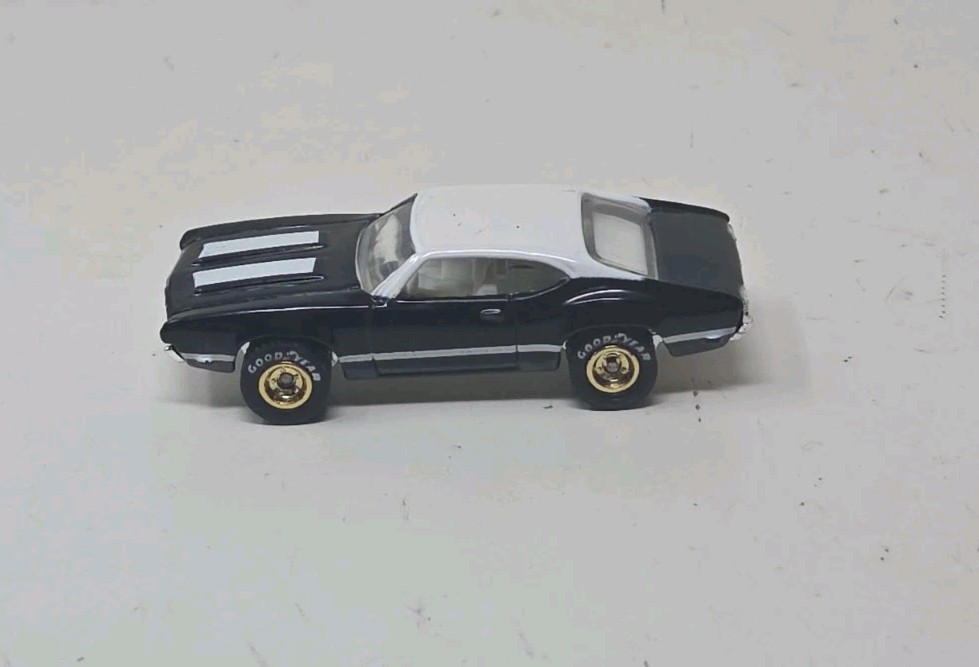 Hot Wheels OLDS 442 W30 – 1996 60s Muscle Car Collection EXCLUSIVE! Real Riders!