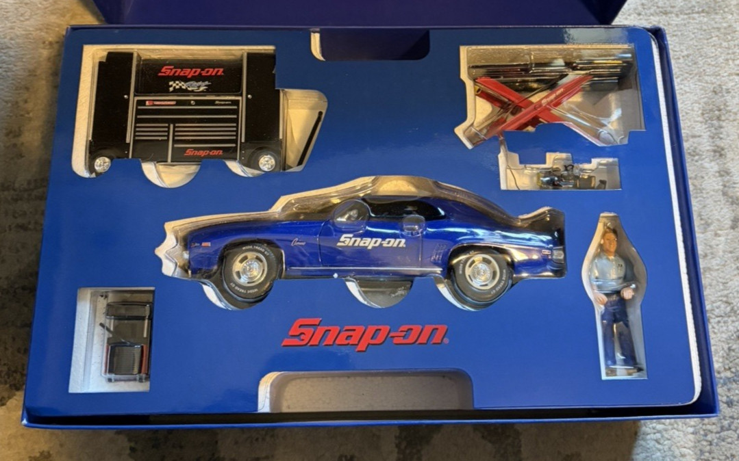 Snap-On 1969 Camaro Z-28 1/24th Scale NICE!