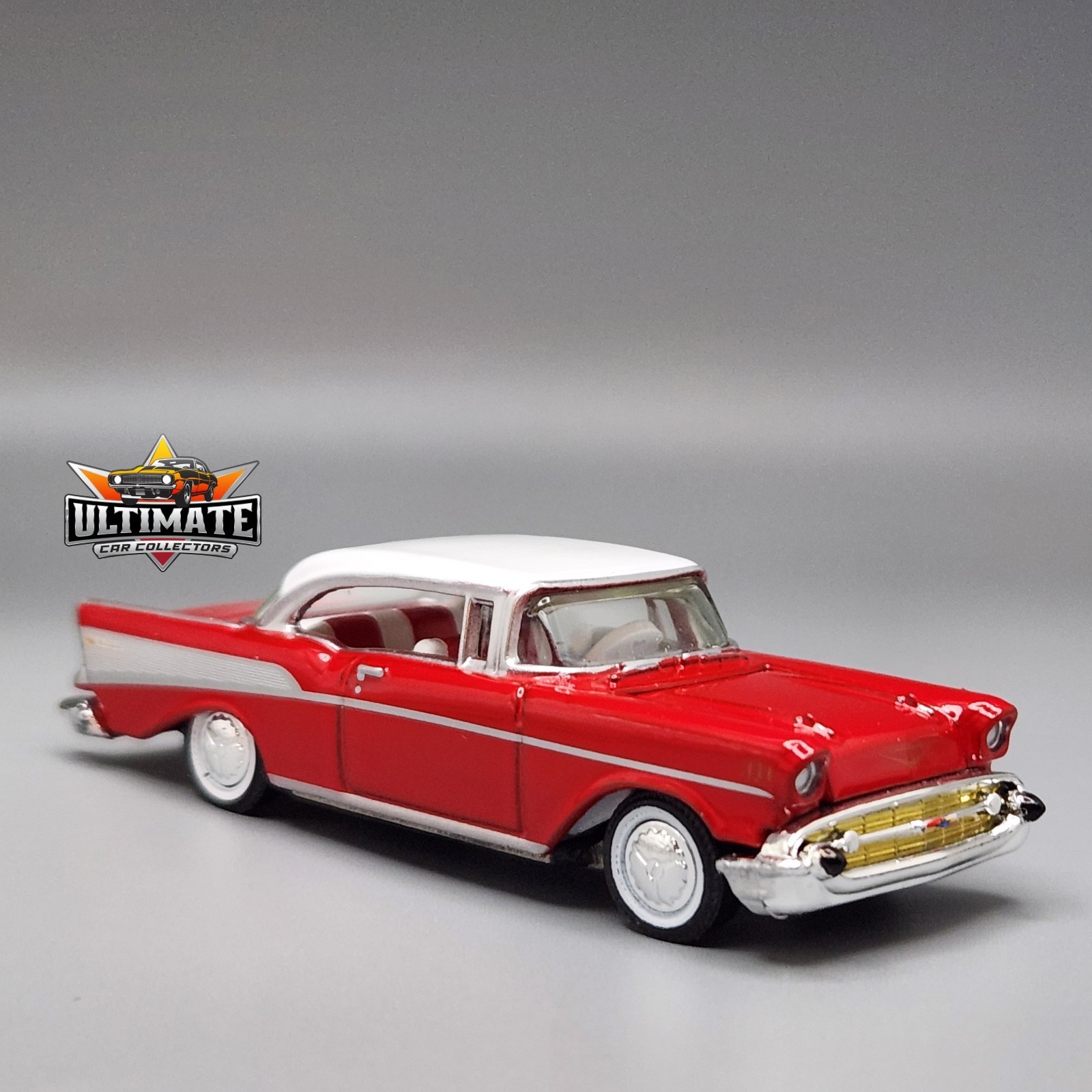 1957 57 Chevrolet Bel Air Collectible 1/64 Scale Diecast Model Collector Car