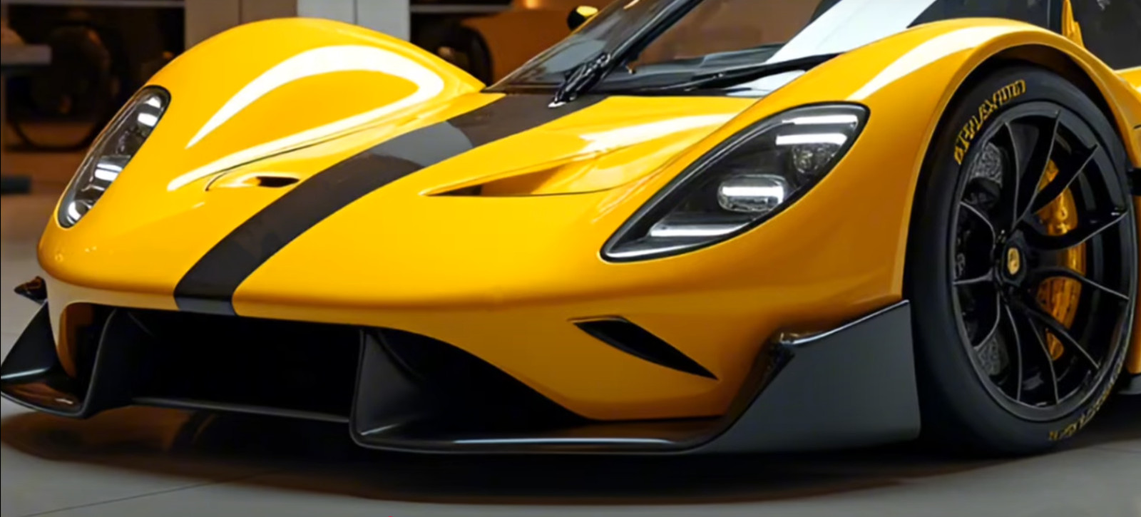 Ferrari Race Car 1 18Racing Racer 24Le Man Custom Built Model 12 Carousel YELLOW