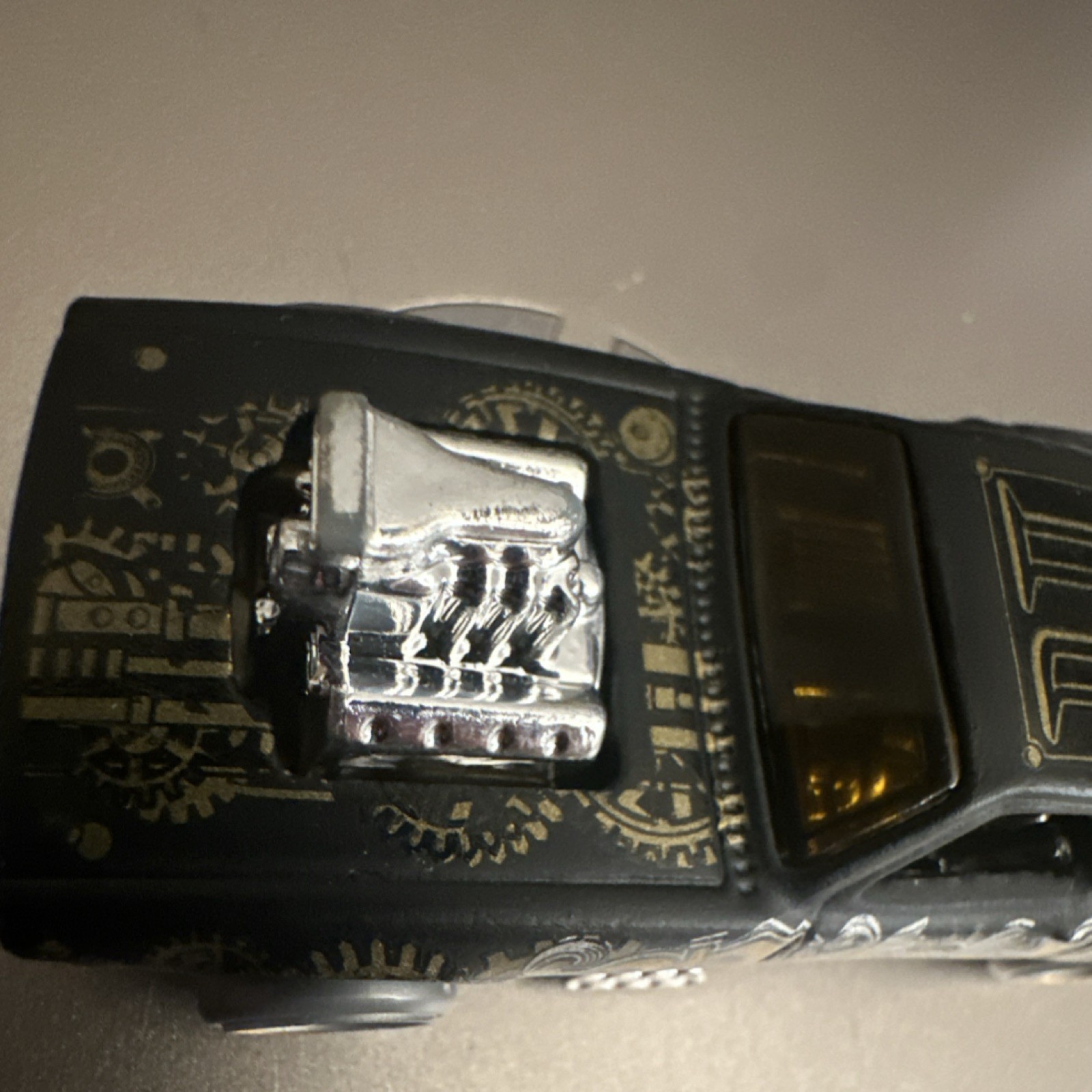 Hot Wheels 1:64 Rodger Dodger Diecast Car Black Gold Silver Steampunk