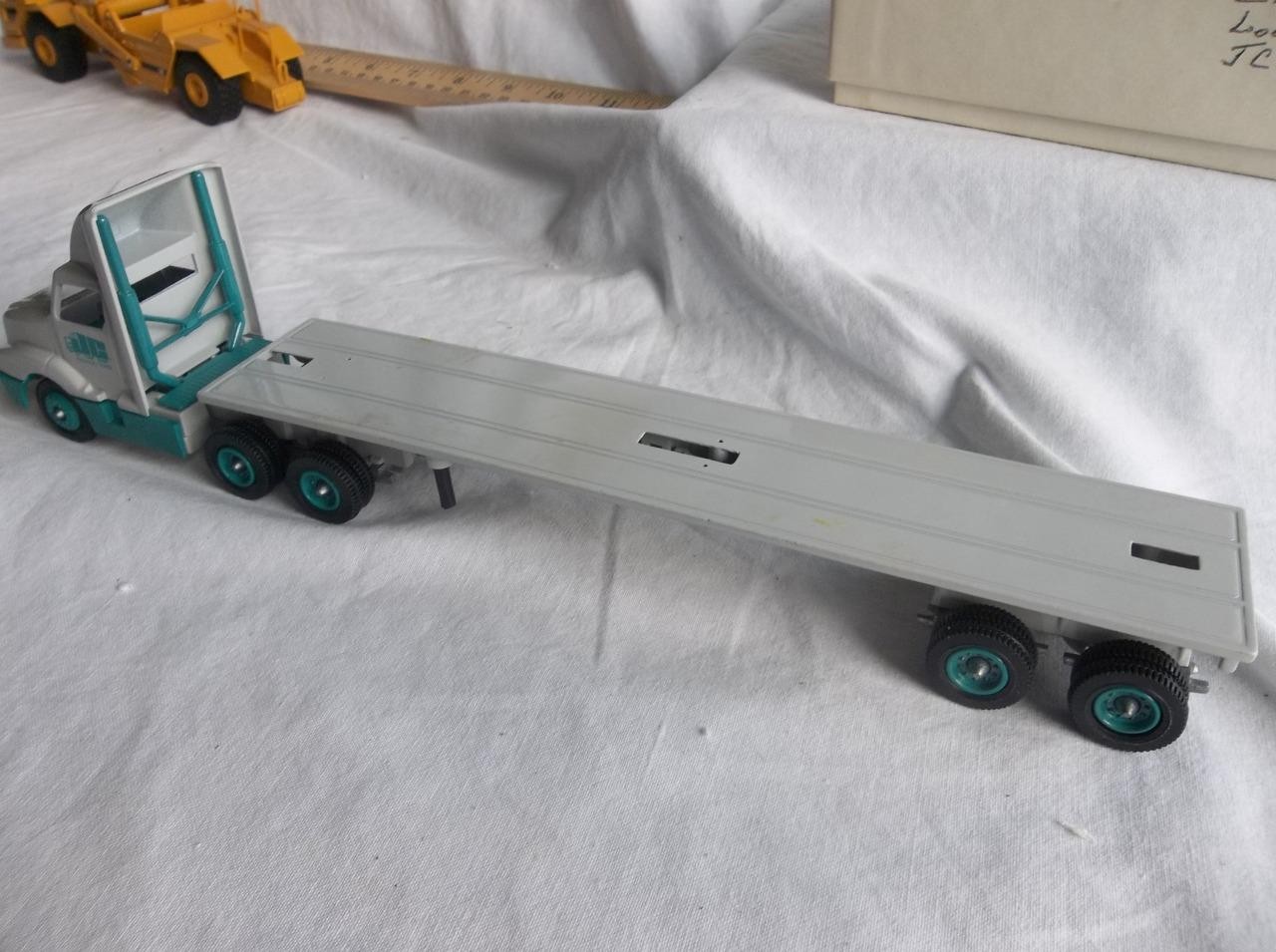 JC Productions Winross International w/Caterpillar 613C Scraper on Flatbed Box
