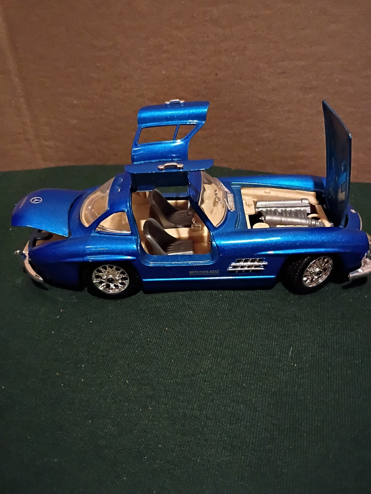 Sunnyside 1:24 Mercedes-Benz 1954 300SL Gull Wing Diecast Model No Box