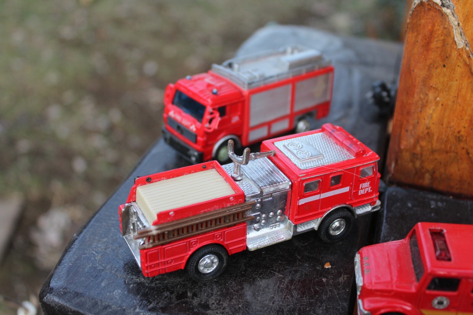 Road Champs Philly Fire Schylling Kintoy Tow Maisto Ford Tonka Truck Car Lot