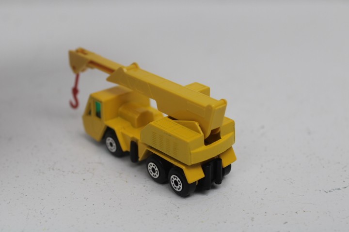 Matchbox Lesney England Superfast #49 Crane Truck Yellow Boom NEW Original Box