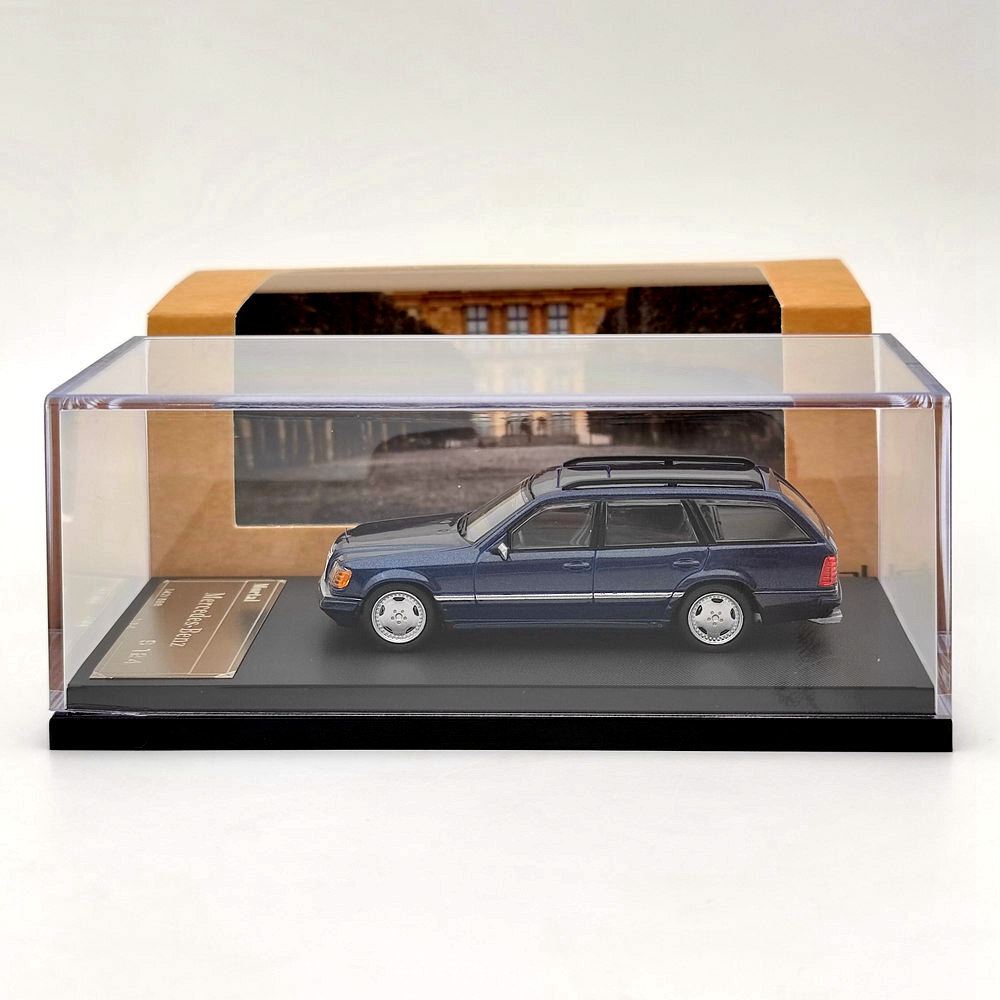 1/64 Mortal Mercedes-Benz S124 Travel Edition Diecast Toy Models Collection Gift