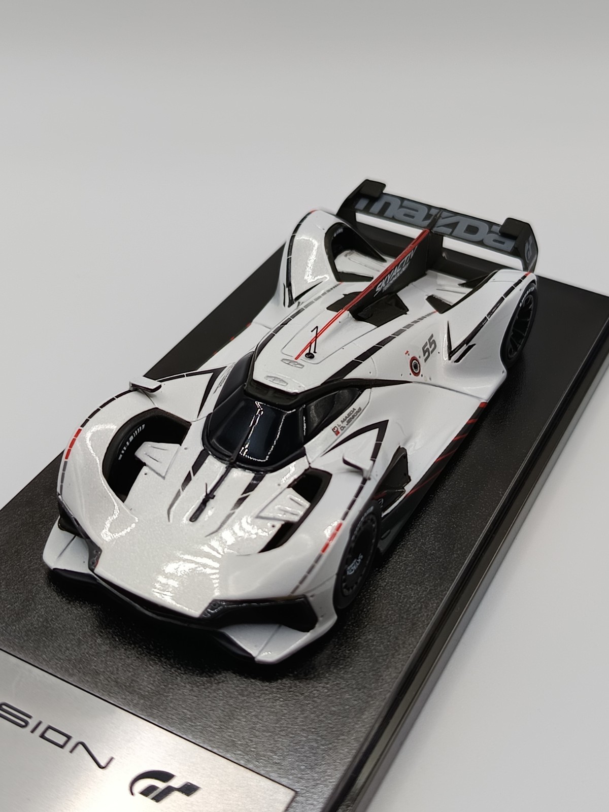Modellers 1/43 Mazda LM55 Vision Gran Turismo – Atmospheric White MD43005 Rare!!