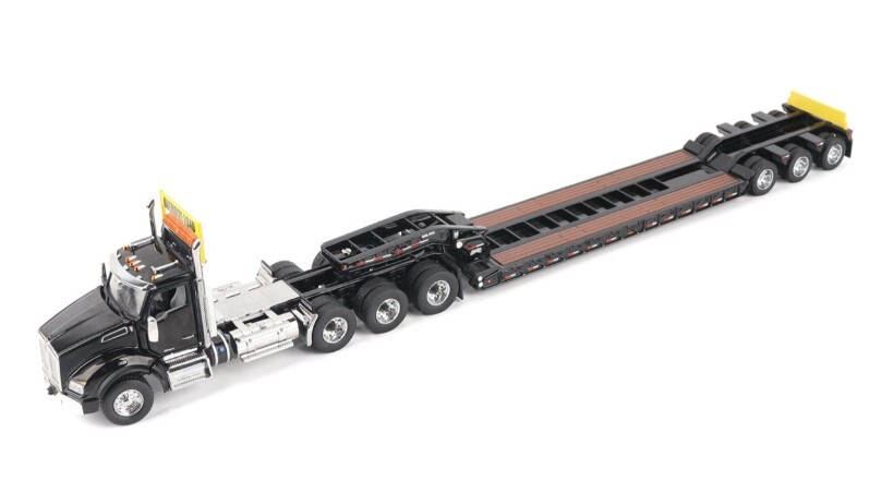 Diecast Masters 71134 Kenworth T880 SBFA Black & Trail King Lowboy 1/50 Scale