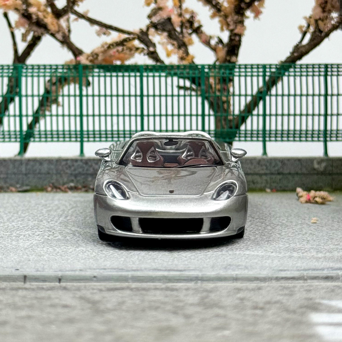 1: 64 scale model car silver Carrera GT Roadster alloy die cast