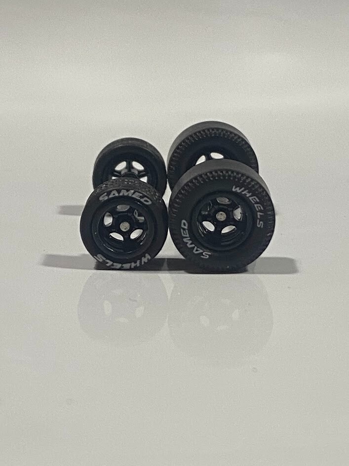 Muscle Car Long Axle – Black 5 spoke Drag Slicks – 10mm/12mm for Hot Wheels