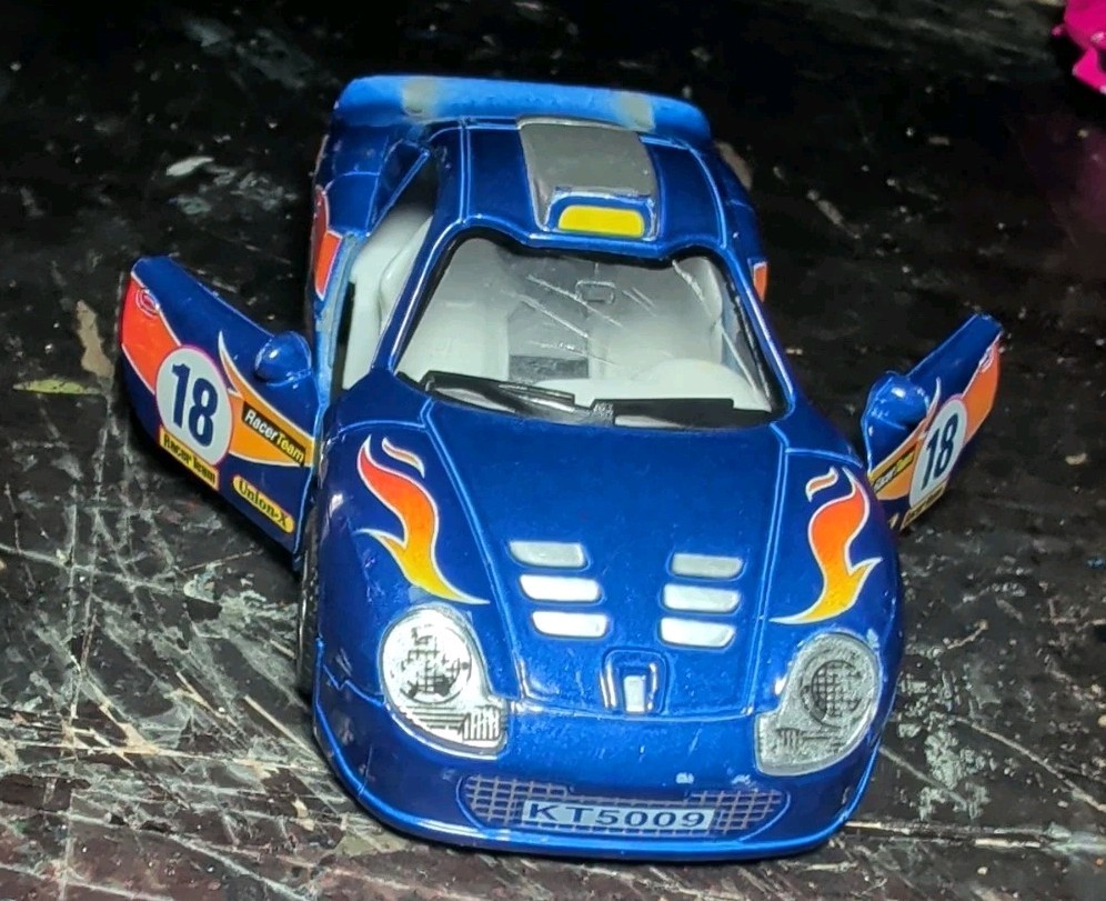 Lot Of 2 Kintoy Pullback Hot Pink Lamborghini & Blue Super Turbo Z
