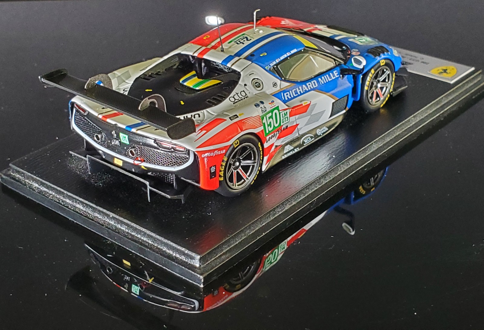 LOOKSMART Ferrari 499P LSLM196
