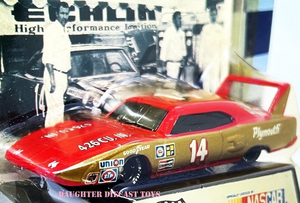 Vintage SUPERBIRD Richard Petty Race Team/BILL ELLIS #14 Diecast Metal Stock Car