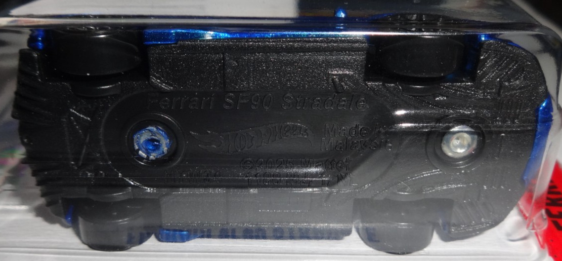 2026 Hot Wheels 41/250 Blue Ferrari SF90 Stradale 1/15 MOMC