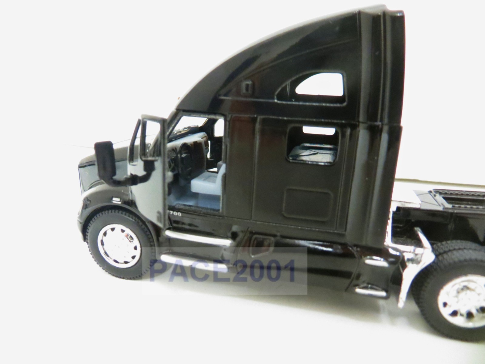 1/68th Black Kenworth T700 Tractor – Pullback Action – Opening Doors