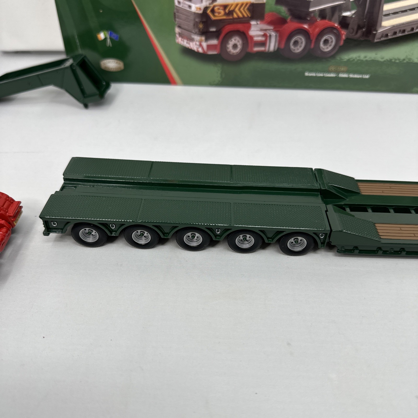 CORGI CLASSICS EDDIE STOBART SCANIA 4 SERIES LOW LOADER TRUCK MODEL CC12203 1:50