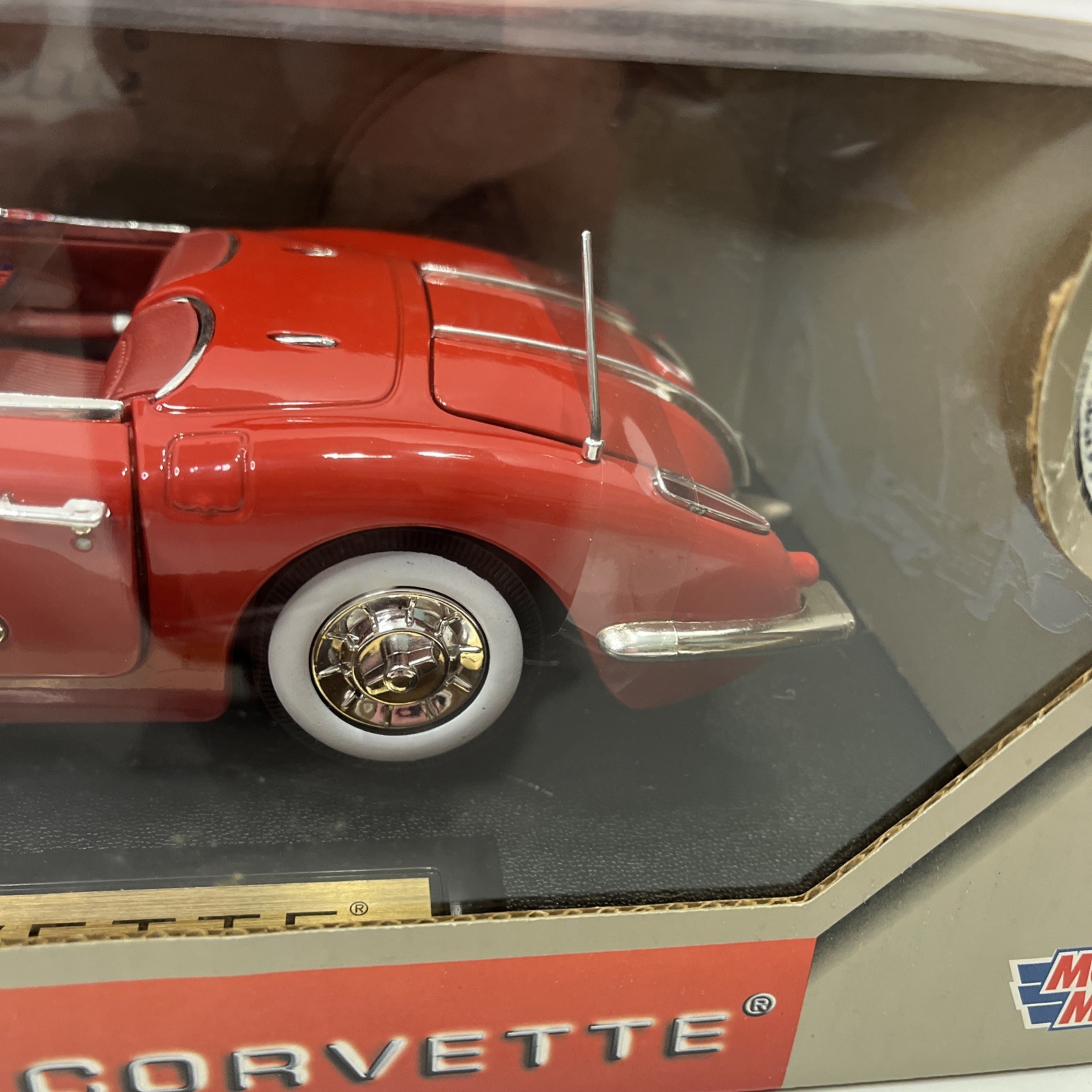 Motor Max 1958 Chevrolet Corvette N.73109 Die Cast 1/18 14x6x5 New