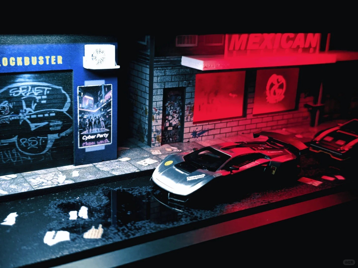 More Art Diorama 1:64 Garage Model LED Japanese Parking Lot Scene Building Model