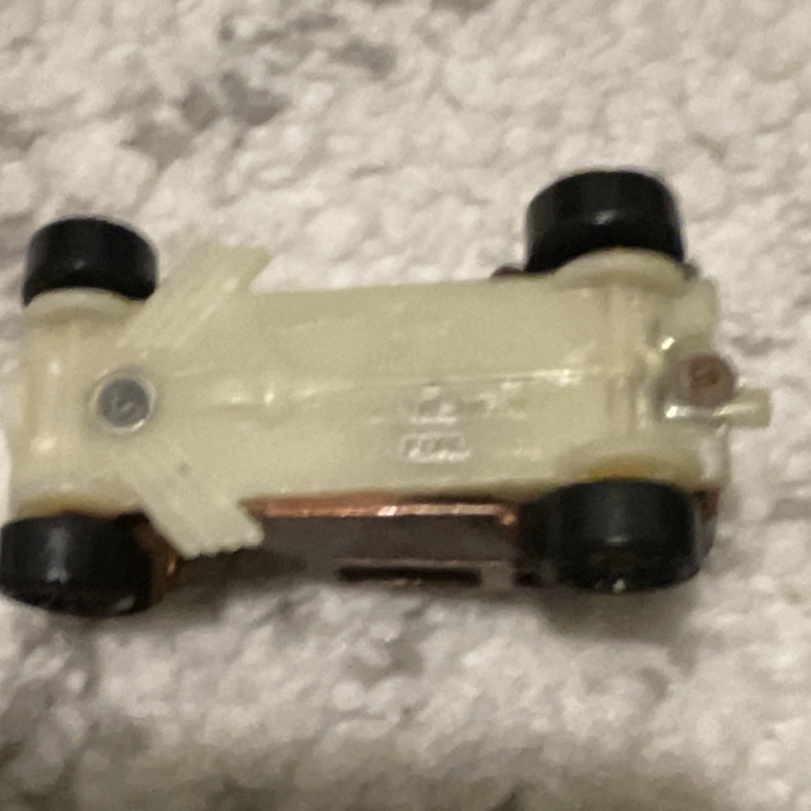 Hot Wheels ‘32 Ford Vicky 1:64 Brown Diecast Toy Car Loose