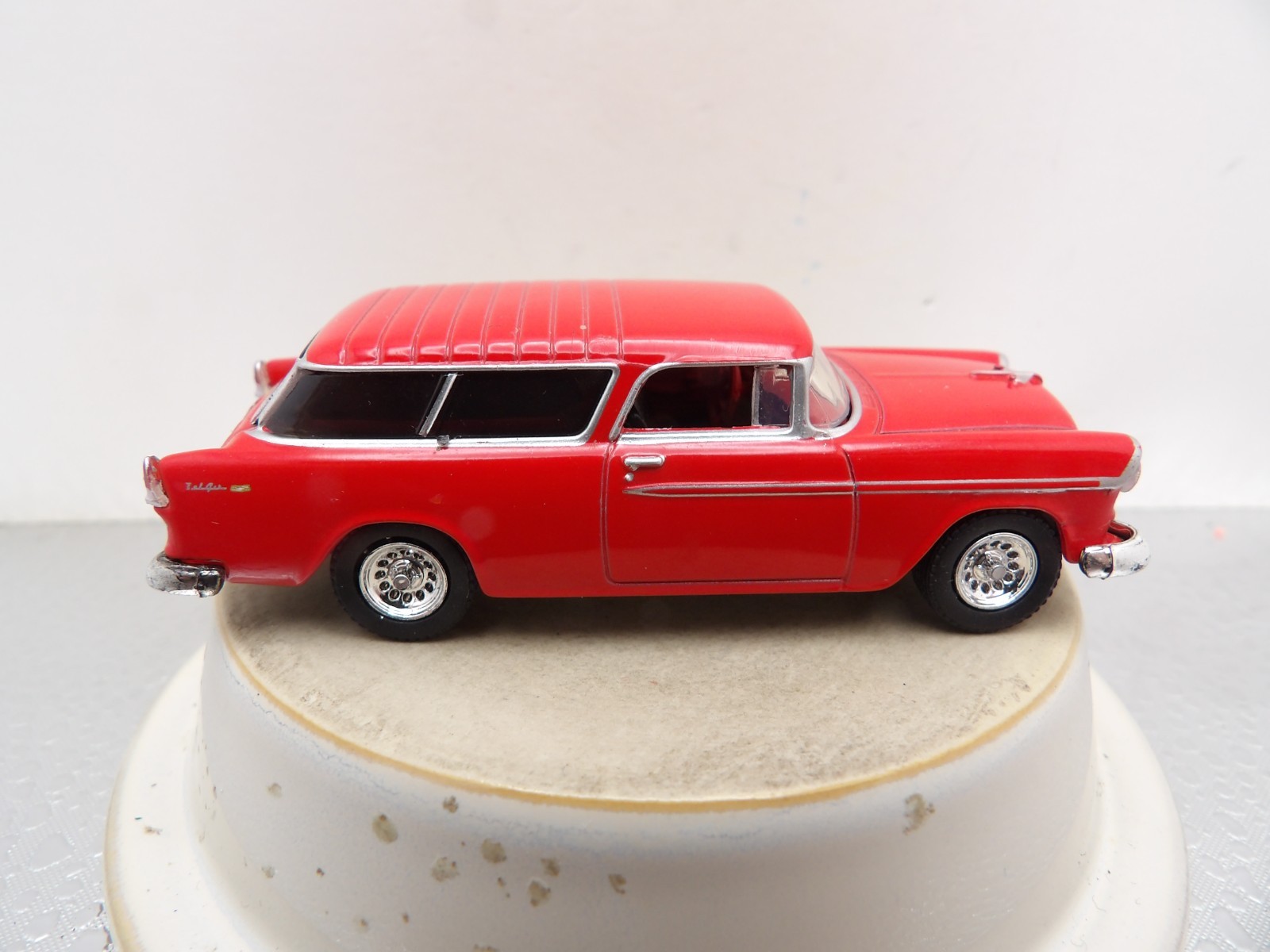 1955 CHEVROLET NOMAD 2019 GREENLIGHT HOLLYWOOD SERIES 1:64 DIE-CAST