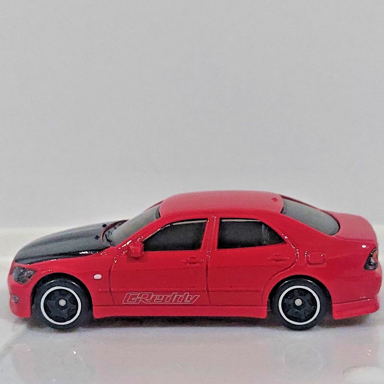 HOT WHEELS TOYOTA ALTEZZA RED LOOSE DIECAST CAR 1:64 IS300 JDM COLLECTOR