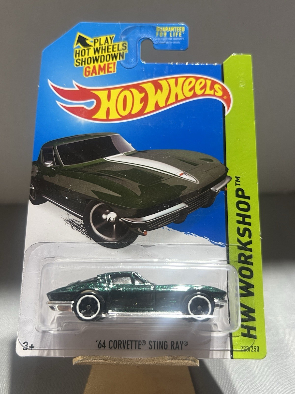 2014 Hot Wheels ’64 Corvette Stingray #223 Green Kmart Exclusive Color