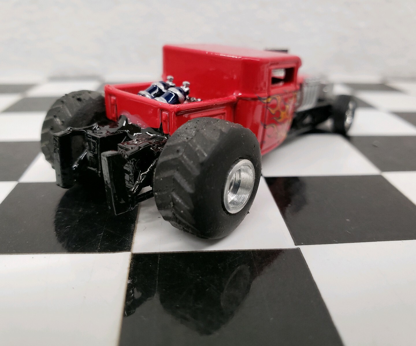 CUSTOM BUILT 1:64 GreenLight 2wd HOT ROD PULLING TRUCK ertl puller dcp specast