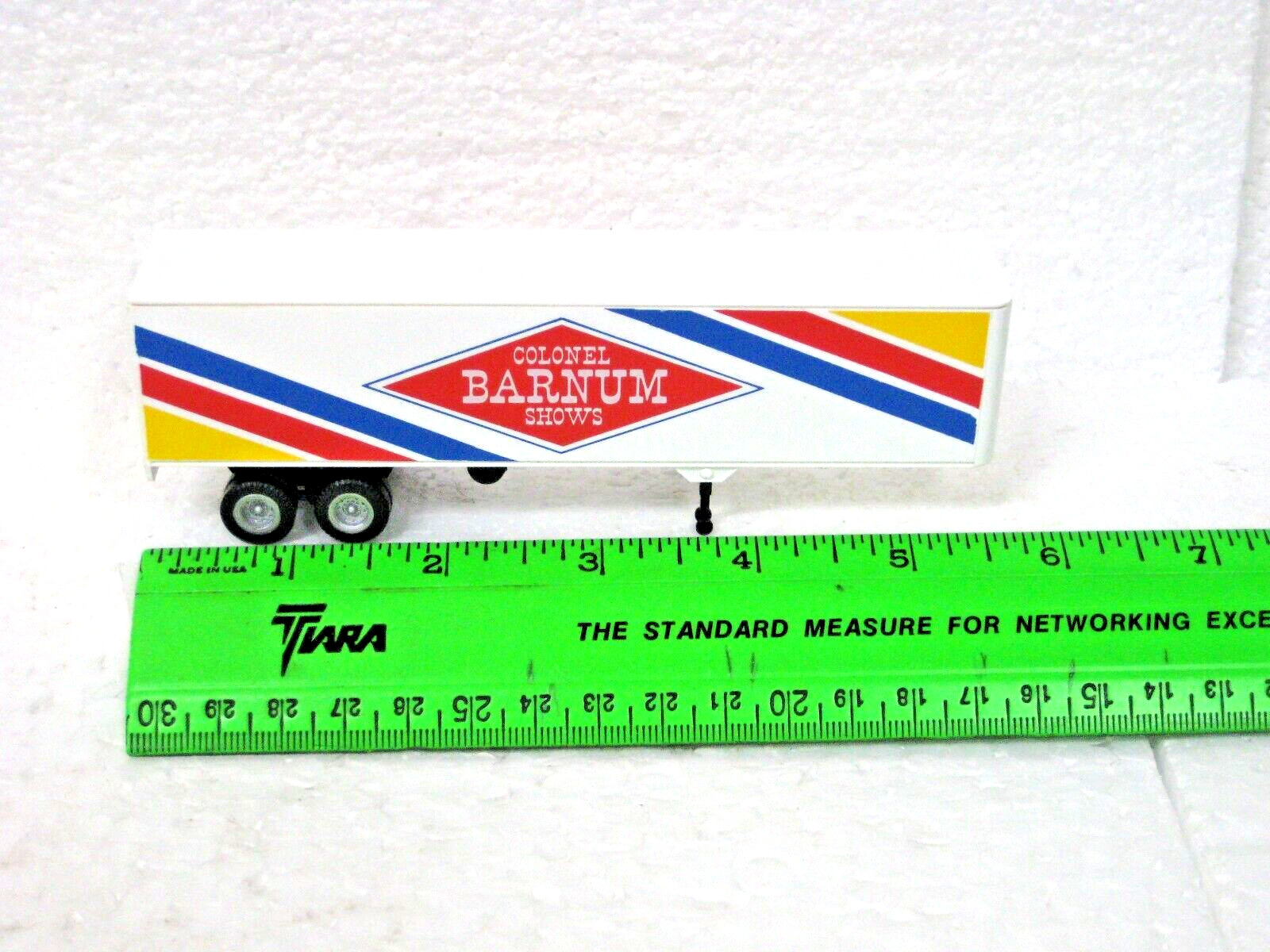 HO SCALE CONCOR COLONEL BARNUM SHOWS 2 PCS TRACTOR TRAILER