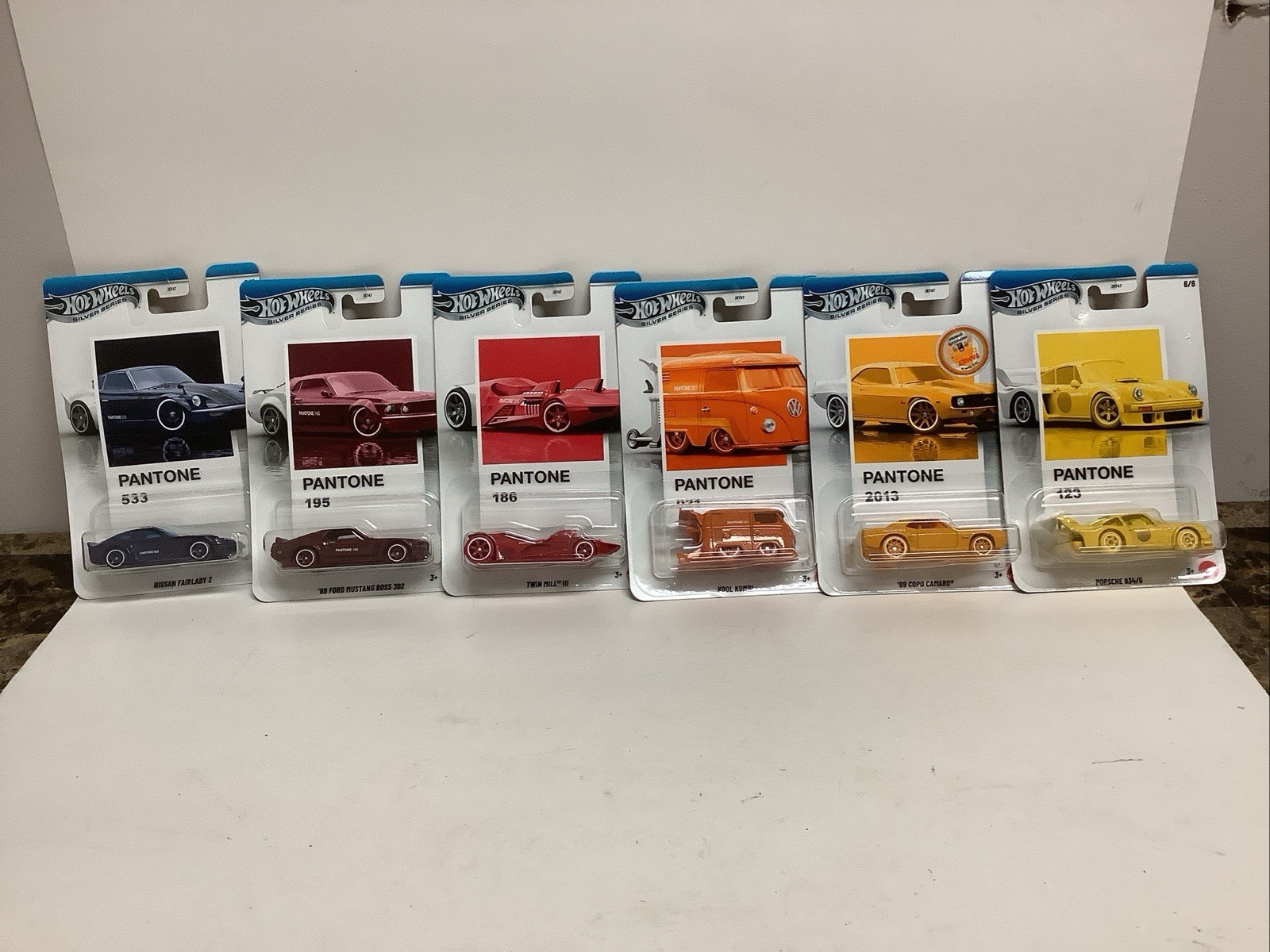Hot Wheels Silver Series Pantone Full set of 6 In Protectors