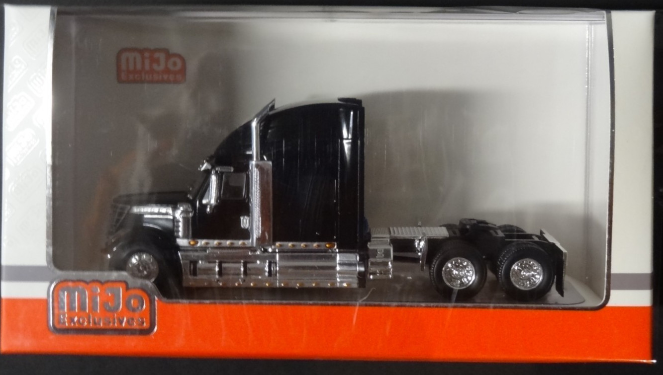 IXO MODELS 1:64 SCALE – BLACK – 2010 INTERNATIONMAL LONESTAR SLEEPER SEMI-TRUCK