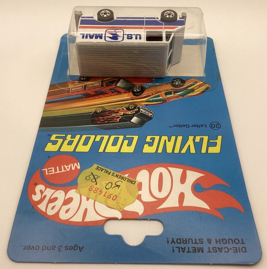 Hot Wheels vintage 1977 Letter Getter, #9643 U.S. Mail truck on near mint card