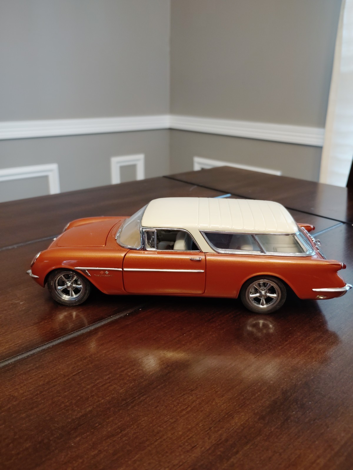 DANBURY MINT-1954 CORVETTE NOMAD CUSTOM 1/24 GOMAD-LIMITED EDITION SERIAL # 7286