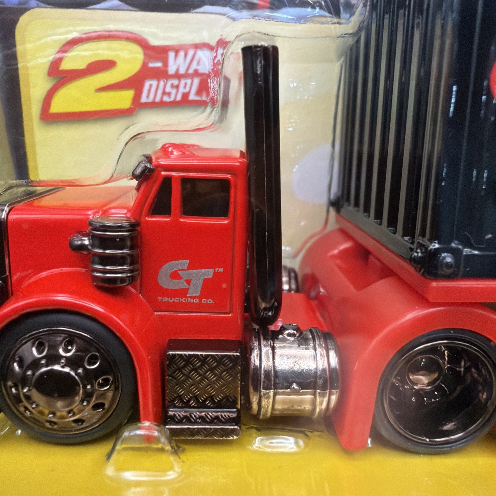 Car Tuned RIGS Series 3 – Sneaky Pete Container #03 – Red W/ Black Container