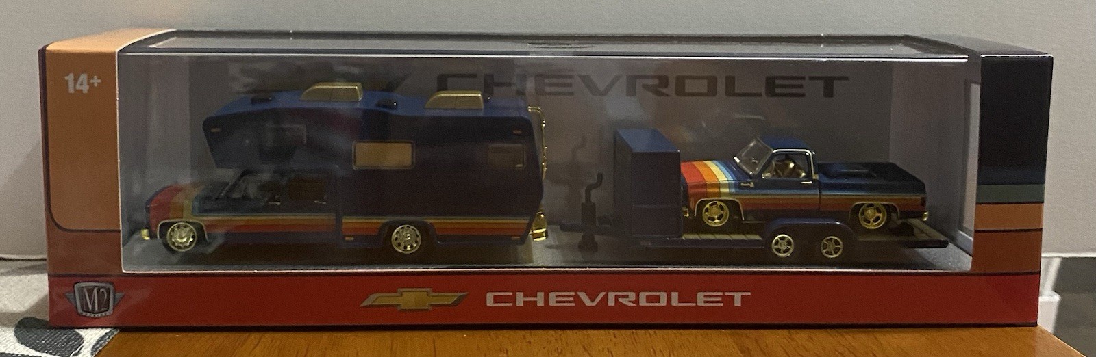 M2 MACHINES DELUXE CHASE & REGULAR 1975 CHEVROLET SUPER 30 & 1978 CHEVROLET C10