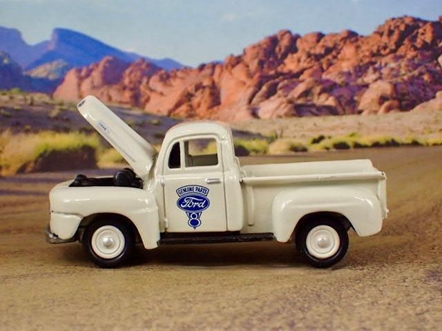1950 Ford F-1 239ci Flathead V8 Parts Runner Truck 1/64 Scale Limited Edition F