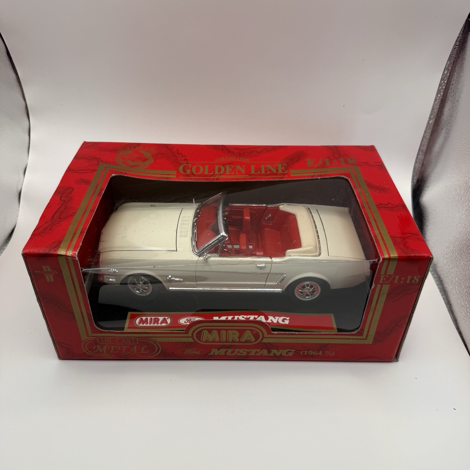 Mira Golden Line 1964 1/2 Ford Mustang Convertible Die Cast 1:18 Damaged Box