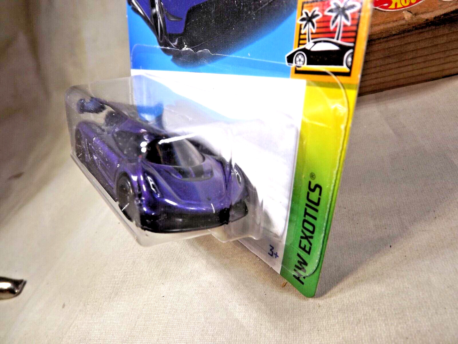 2024 Hot Wheels #184 HW Exotics 2/10 2020 KOENIGSEGG JESKO Purple w/Black OH5 Sp