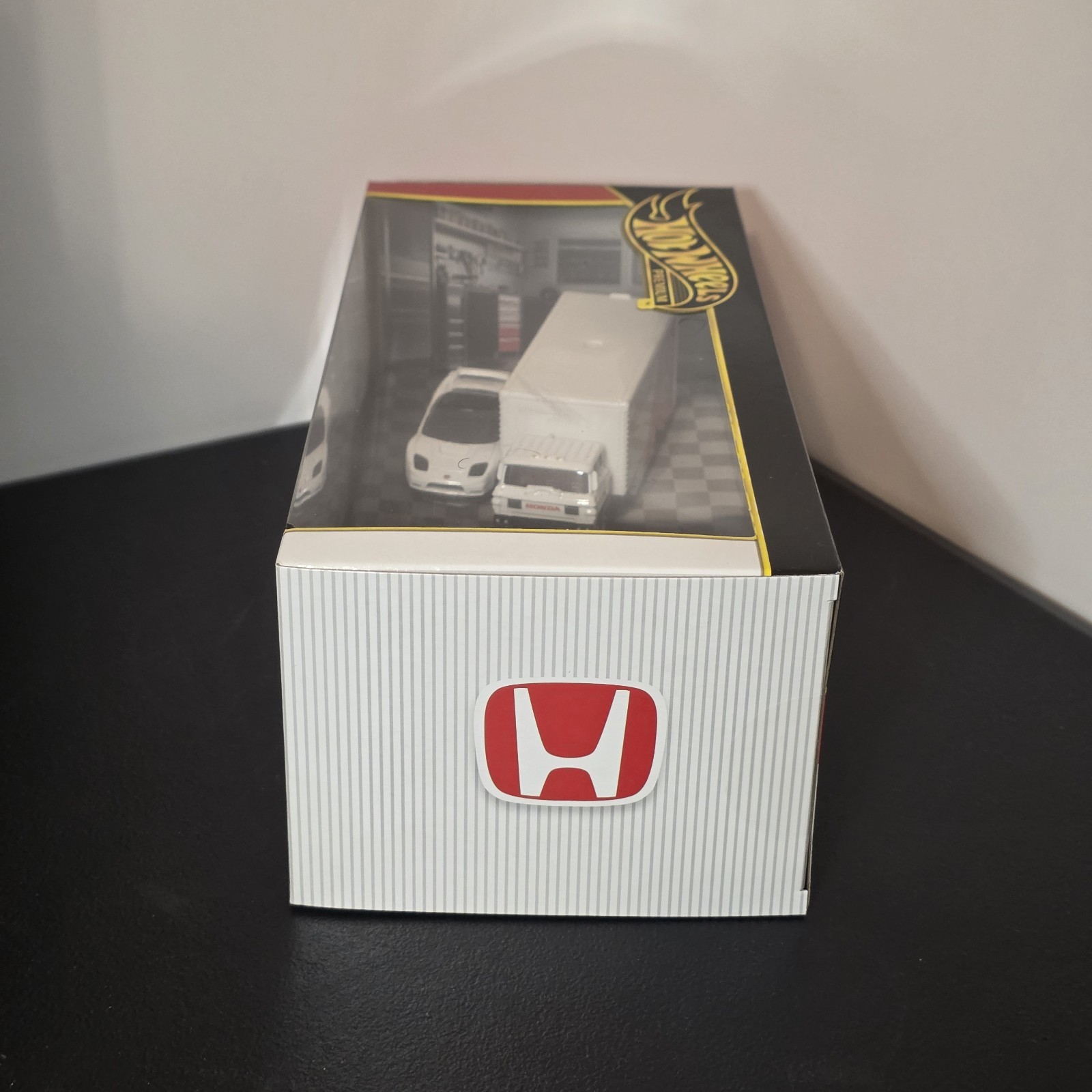 Hot Wheels 2025 Premium Collector Diorama Honda Set Civic Type-R, NSX-R, S2000