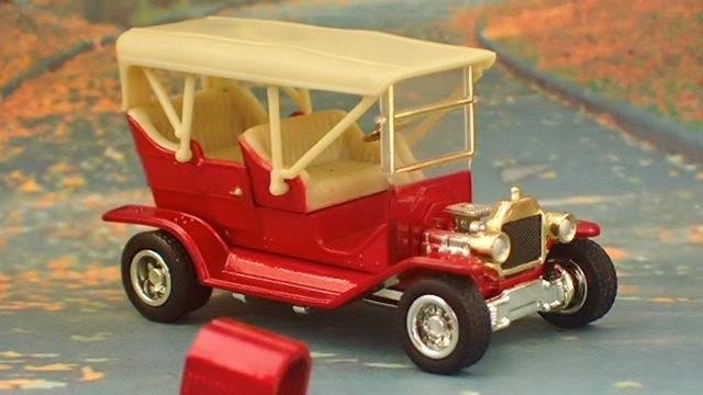 RestoMod 1911 FORD Model-T Phaeton Flathead V8 Hot Rod Coach 1/64 Scale Ltd Ed M