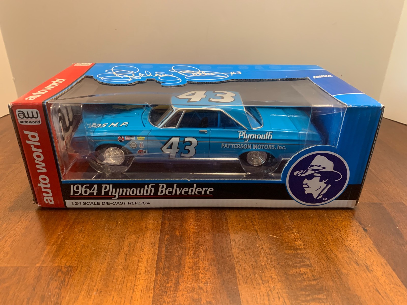 NASCAR -RICHARD PETTY # 43 1964 PLYMOUTH BELVEDERE 405 H.P. Autoworld