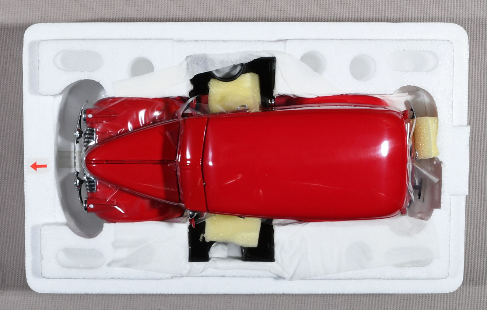 Danbury Mint Diecast 1940’s Campbells Soup Delivery Truck 1:24 Scale With Cases