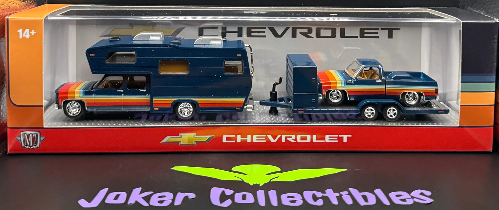 M2 Machines Auto-Haulers 1975 Chevrolet Cheyenne Super 30 & 1978 Chevrolet C10 S