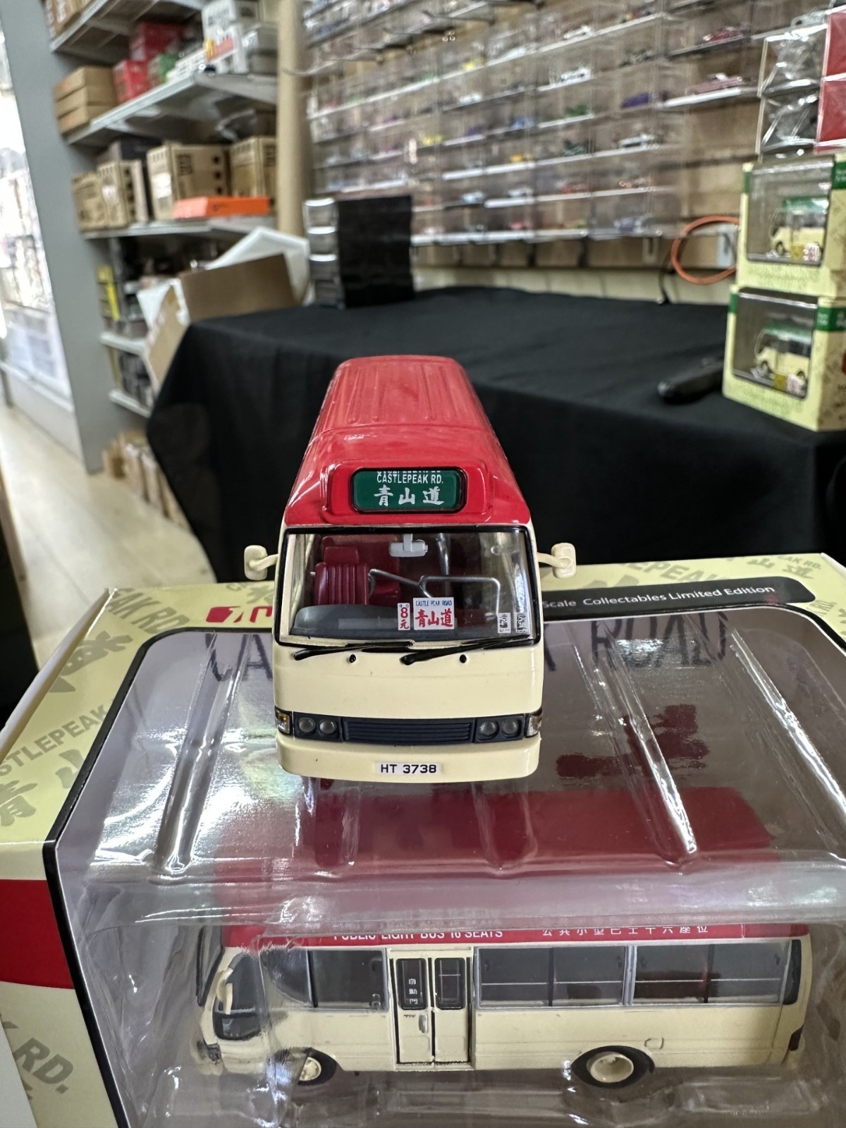 TOYOTA COASTER HONG KONG MINIBUS MINI BUS WHEELS STEER 1/64 DIECAST BY MODEL 1