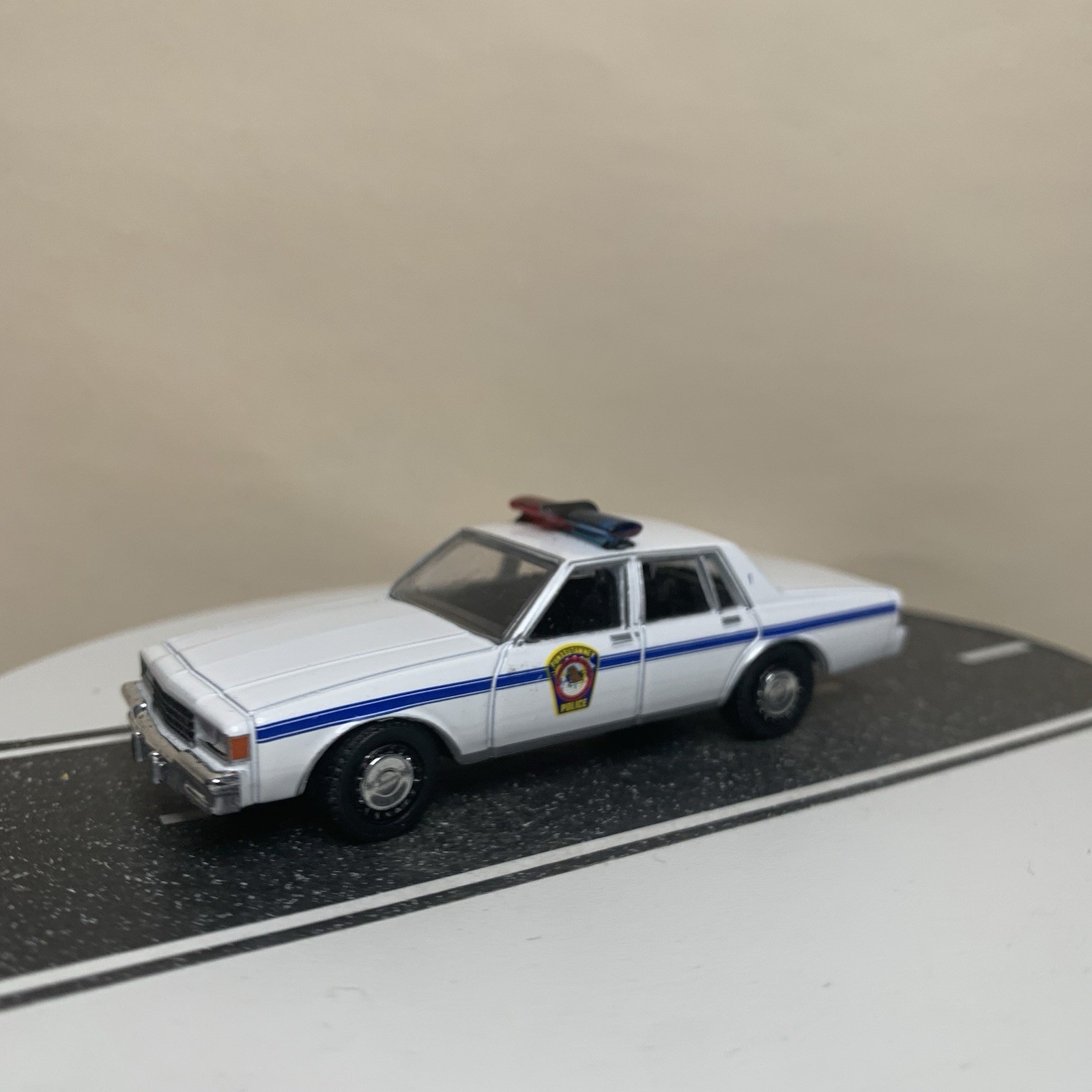 Greenlight Hollywood Groundhog Day 77-90 1980 Chevy Caprice Police Car B-Body