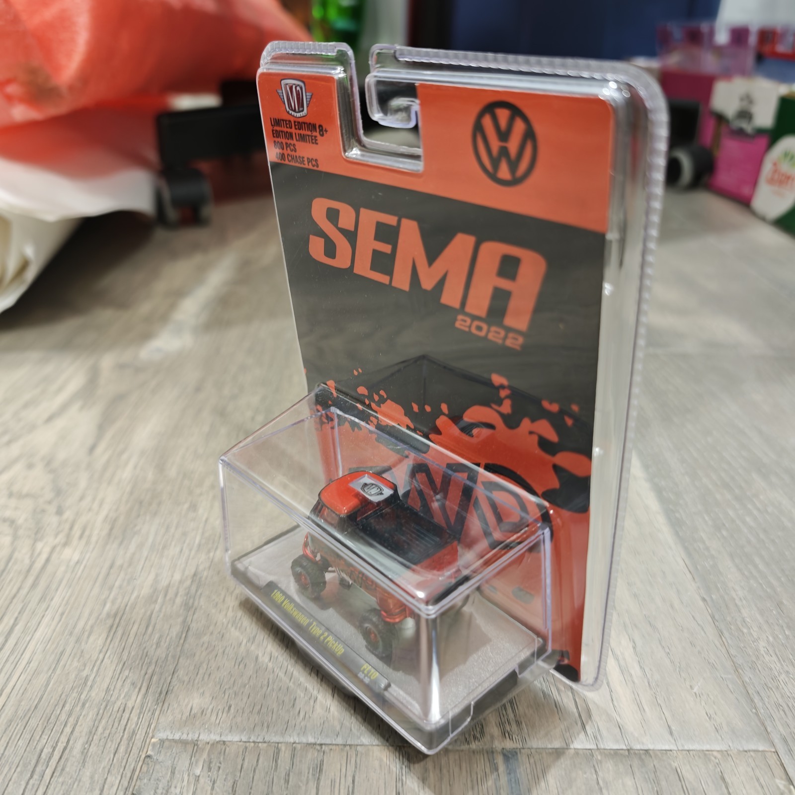 M2 Machines 2022 SEMA Exclusive 1960 Volkswagen Type 2 Pickup FL10 400 CHASE PCS