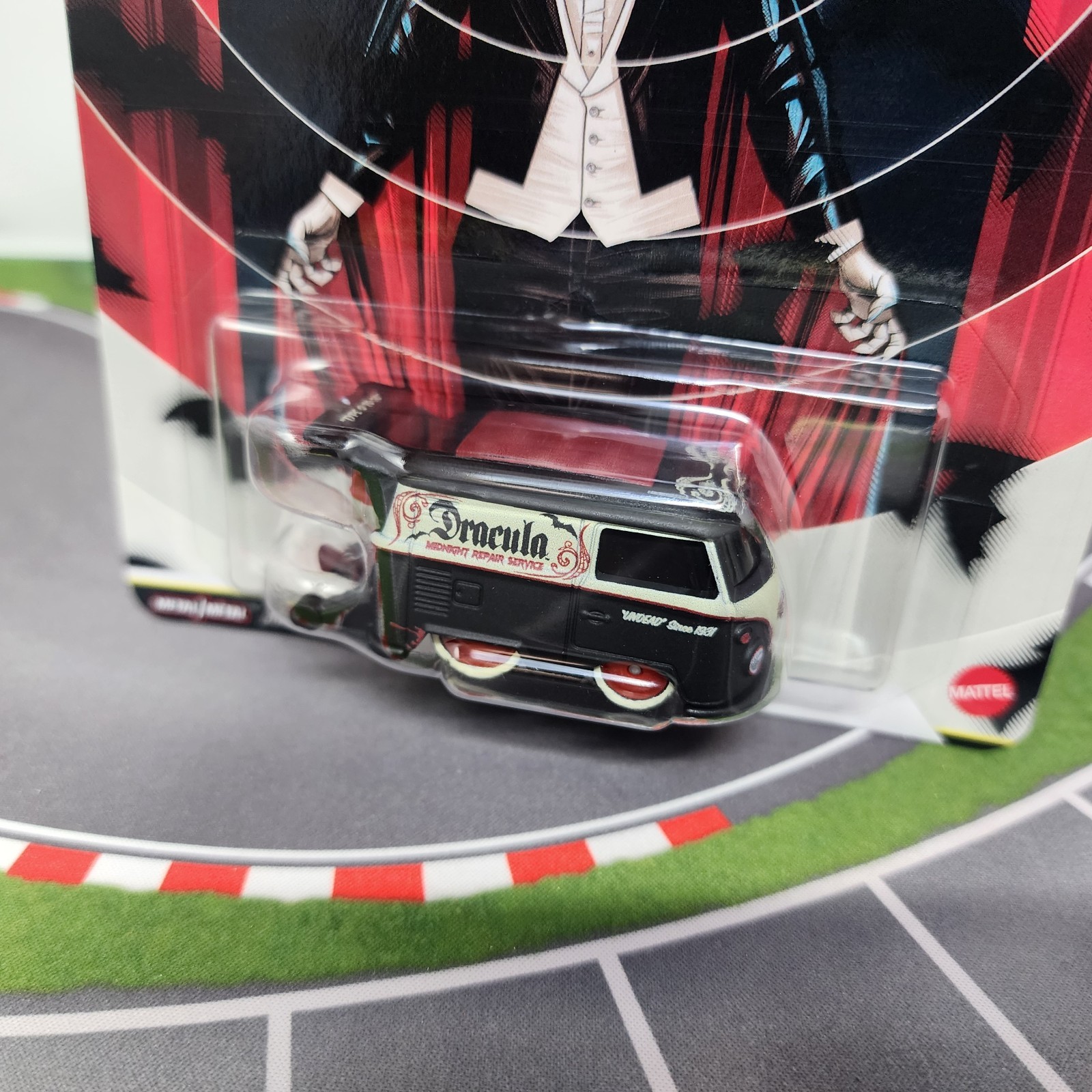 Kool Kombi Dracula * 2026 Hot Wheels Pop Culture