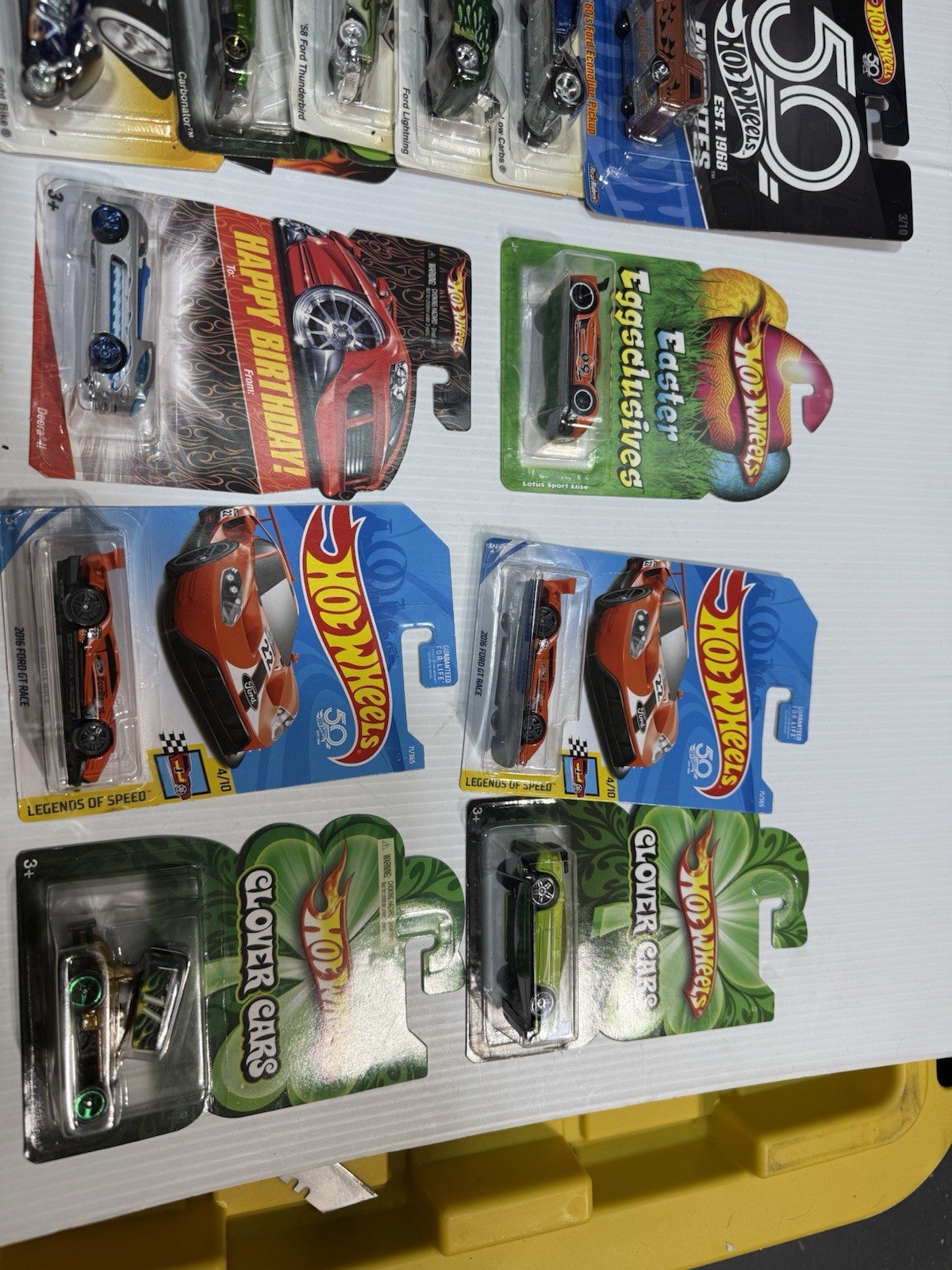 LOT OF 100 RANDOM HOT WHEELS ALL NEW