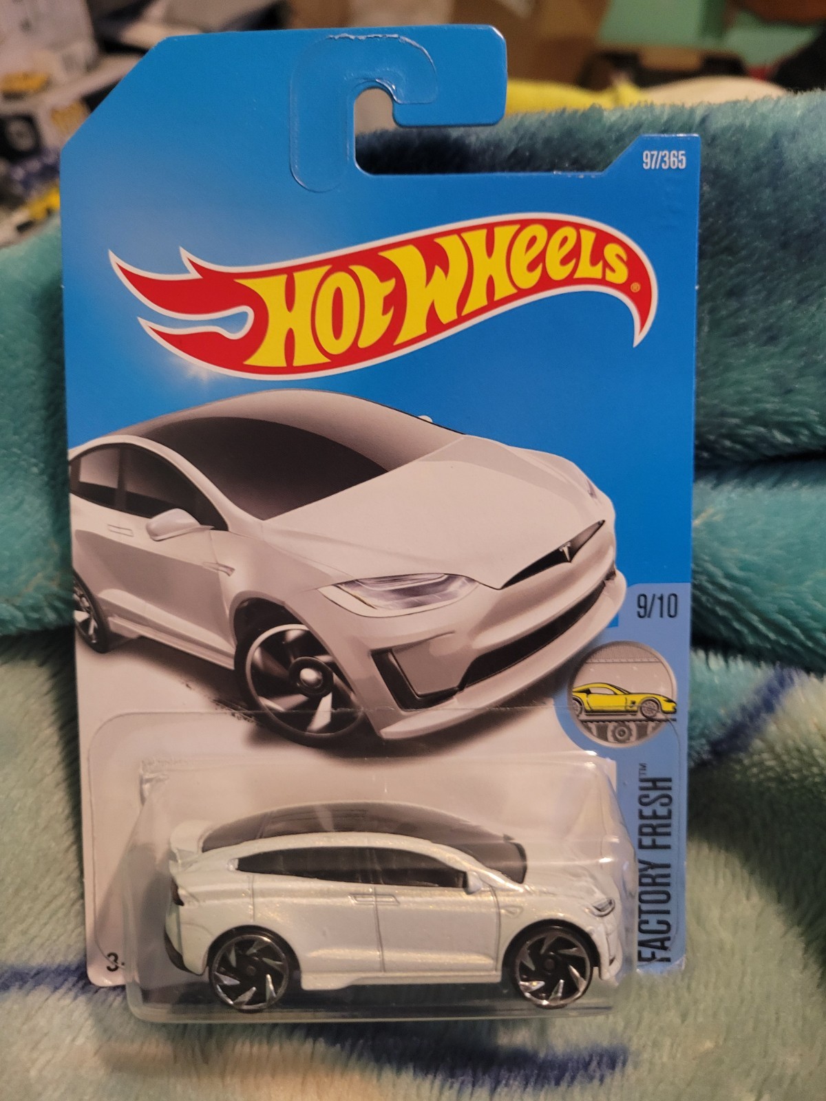 Hot Wheels Factory Fresh Tesla Model X 1:64 White Diecast Car Unopened Box