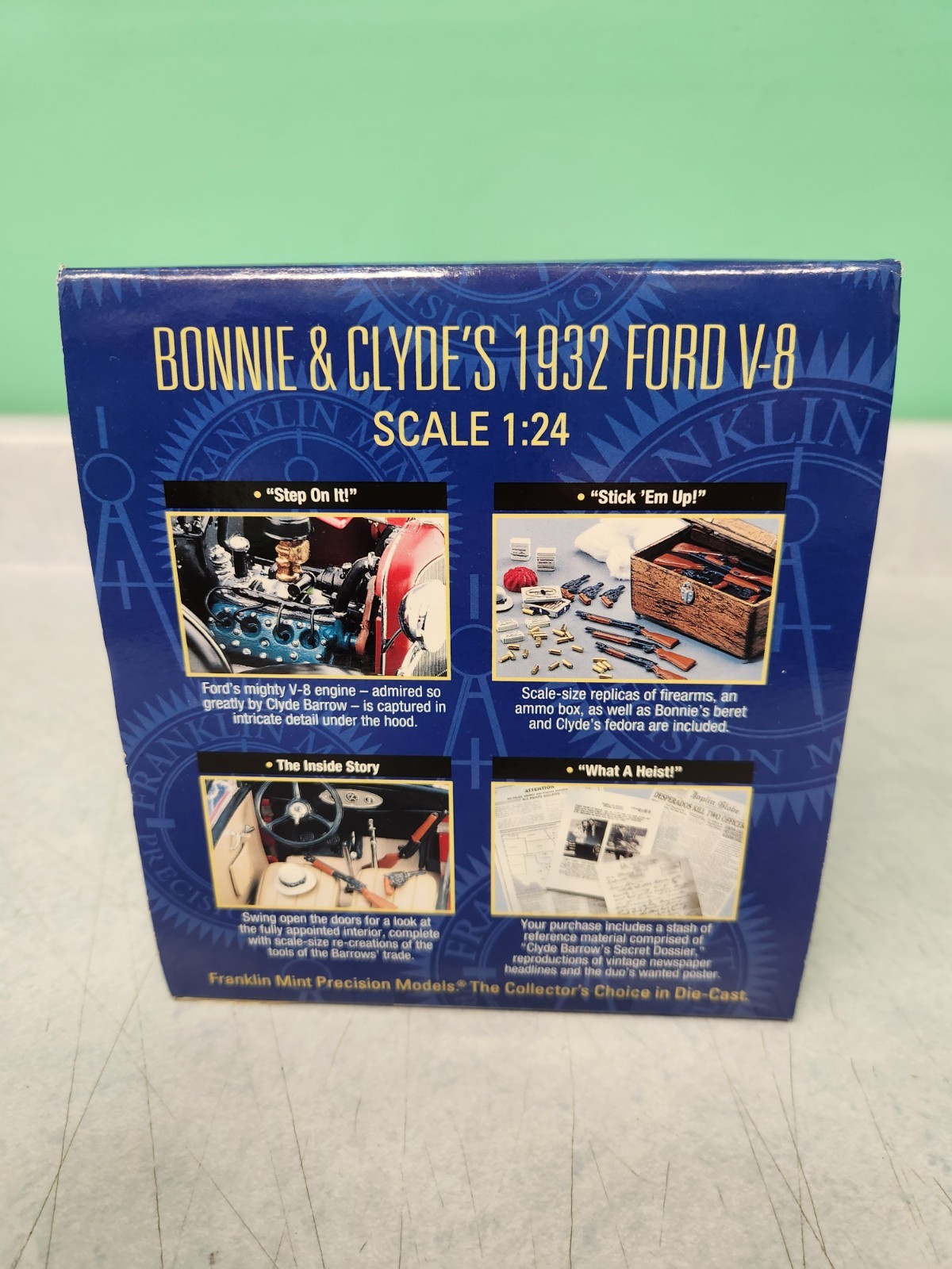 Franklin Mint 1/24 Diecast 1932 Ford V8 Bonnie and Clyde’s BOX AND ALL PAPERS