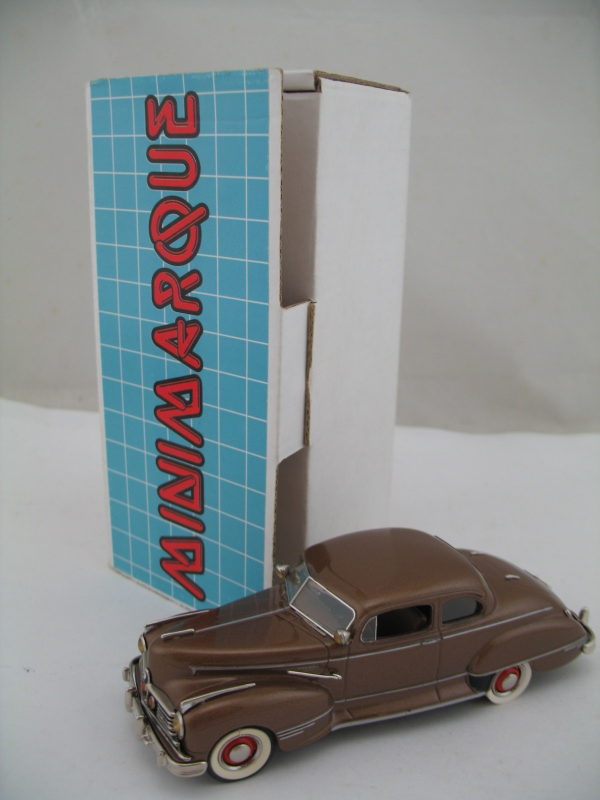 Minimarque 1:43 Model GRB 07: 1940s or 1950s Hudson Commodore Six Coupe, Box, LE
